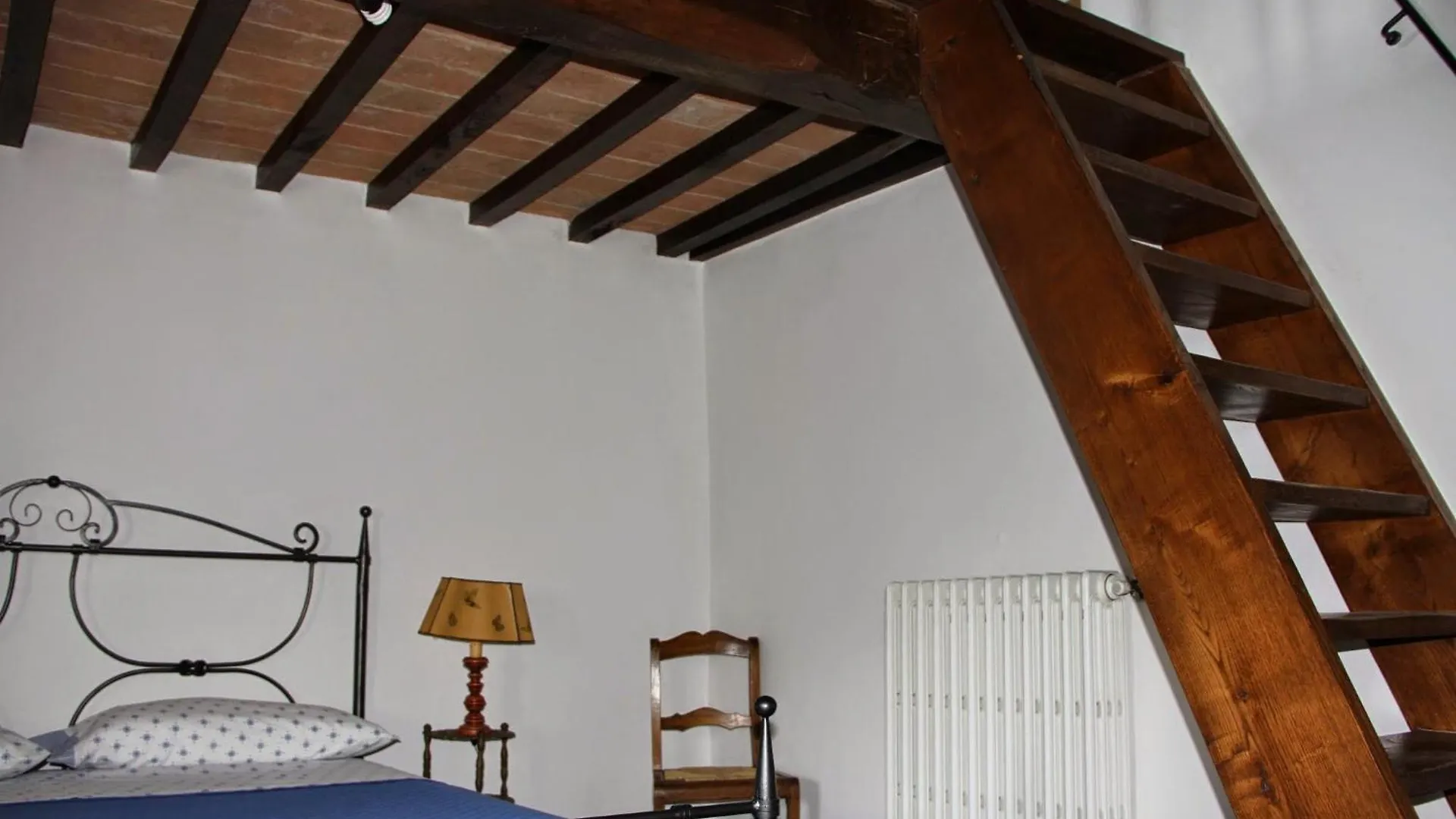 *** Bed & Breakfast Villa La Nussa Capolona Italy